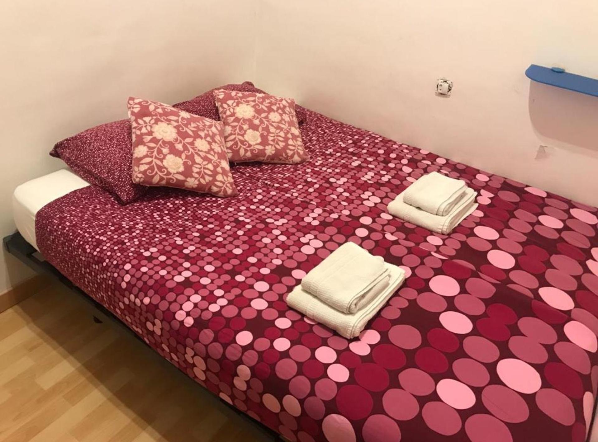 Rustic 2 Bedroom Apartment Poble Sec バルセロナ エクステリア 写真